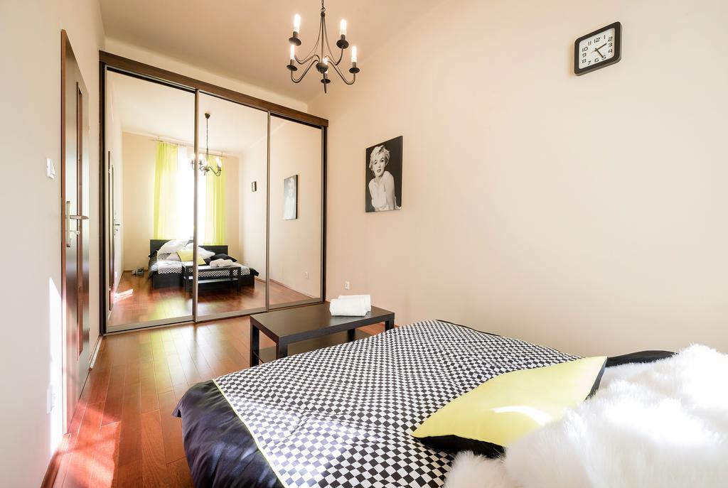 Hieronim - By The Vistula River Apartment คราคูฟ ภายนอก รูปภาพ
